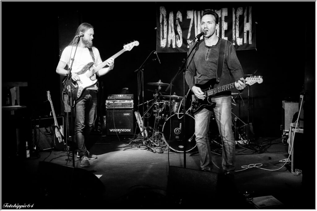 SALT RAIN LIVE im LA BIM